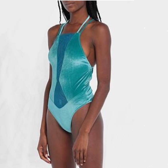 NWOT - Cotazur - Plunge Front Velvet and Mesh Peekaboo One-Piece Swimsuit - M/6 - Picture 5 of 9